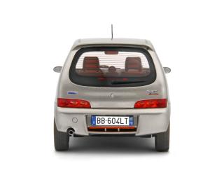 Fiat Seicento Sporting Abarth 1998 Grigio metallizzato Laudoracing 1:18 Resinemodell (Türen, Motorhaube... nicht zu öffnen!)
